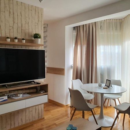 Andjelka A26 Apartamento Veliko Gradište Exterior foto